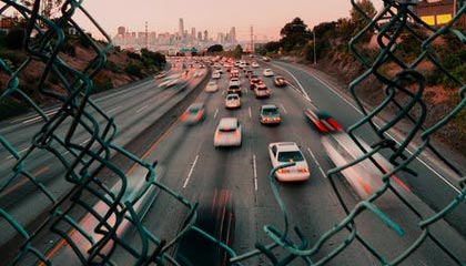 央视揭秘，低价体验课背后的陷阱与真相大起底！